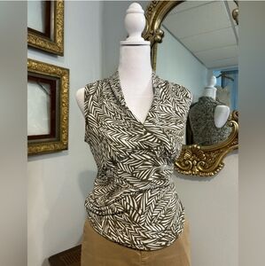 Banana Republic Brown & White Blouse - Size Small